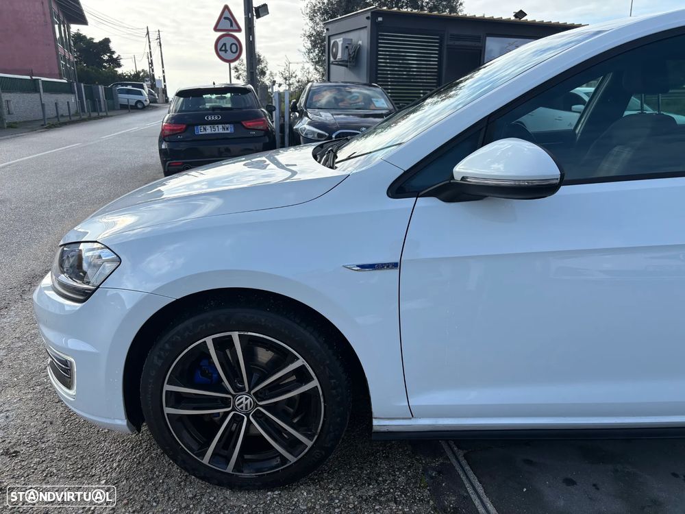 VW Golf 1.4 GTE Plug-in-Hybrid DSG - 7