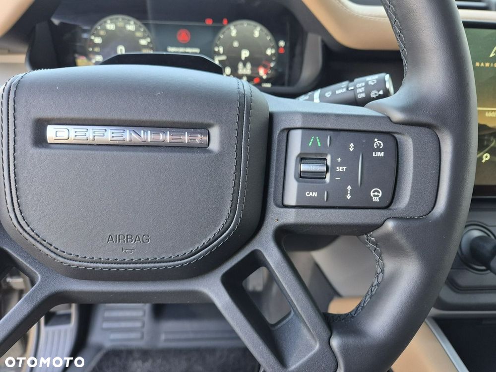 Land Rover Defender 130 D350 X-Dynamic HSE - 36