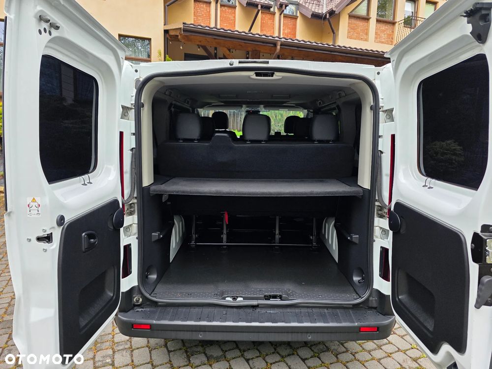 Renault Trafic - 11