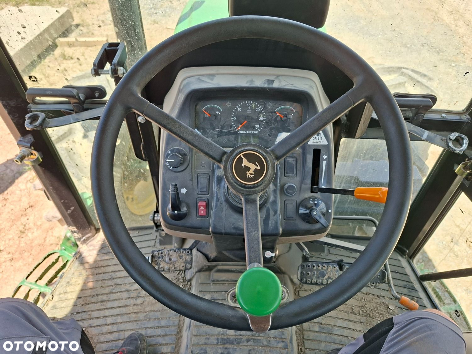 John Deere 5075E 4X4 - 13