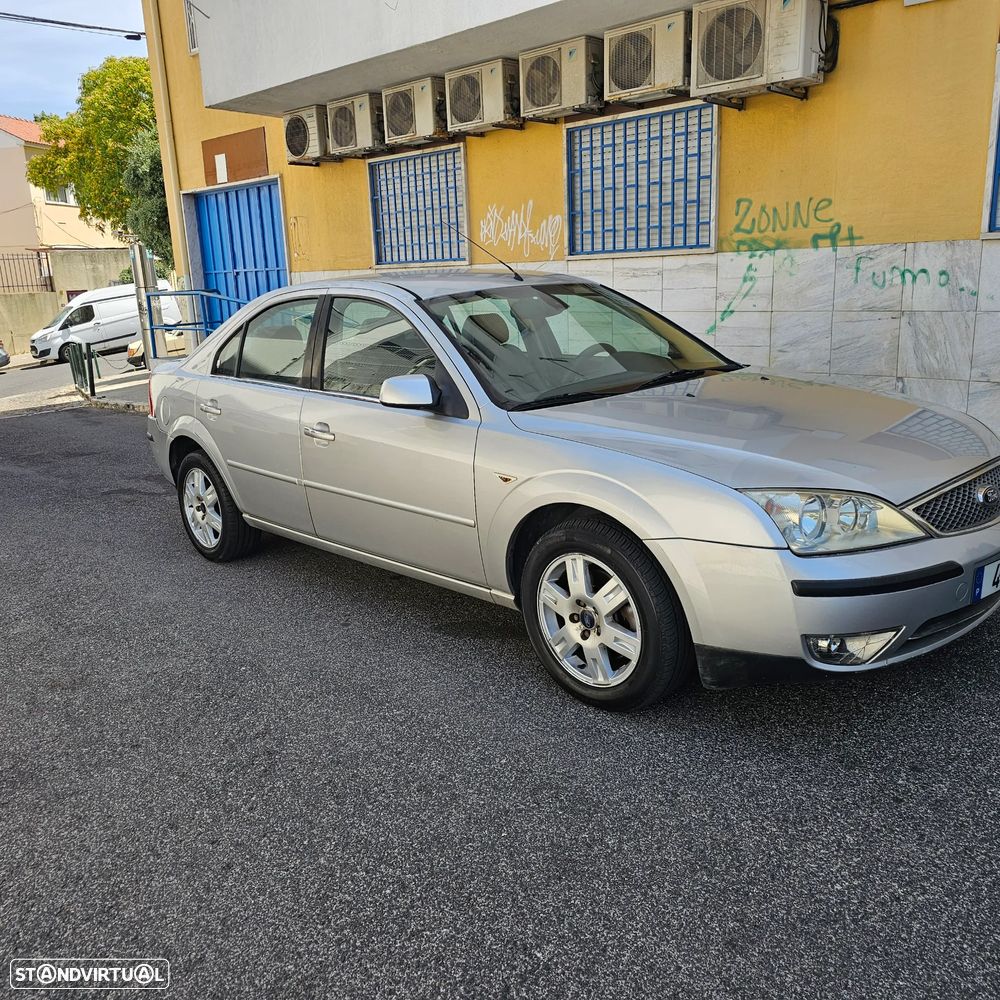 Ford Mondeo 2.0 TDCI Trend - 3