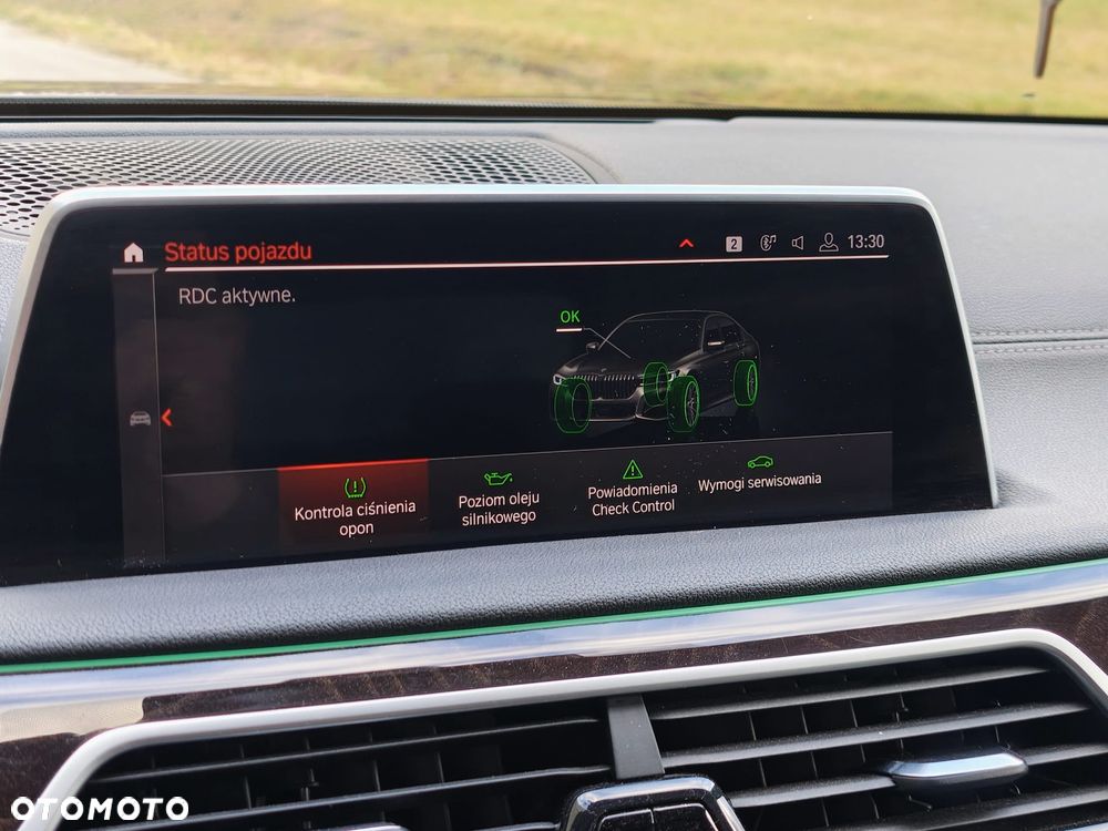 BMW Seria 7 740Li - 18