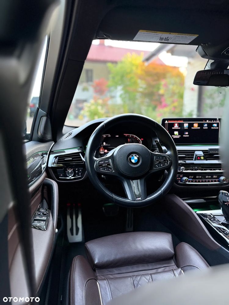 BMW Seria 5 540i M Sport sport - 22