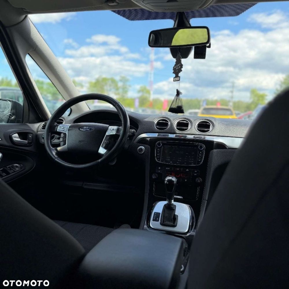 Ford S-Max - 31