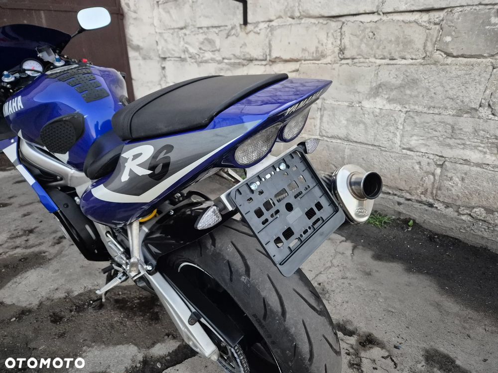 Yamaha R6 - 9