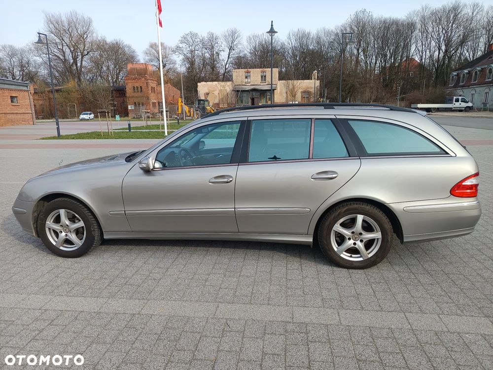 Mercedes-Benz Klasa E 320 T Avantgarde - 5