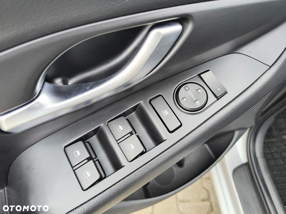 Hyundai i30 - 13