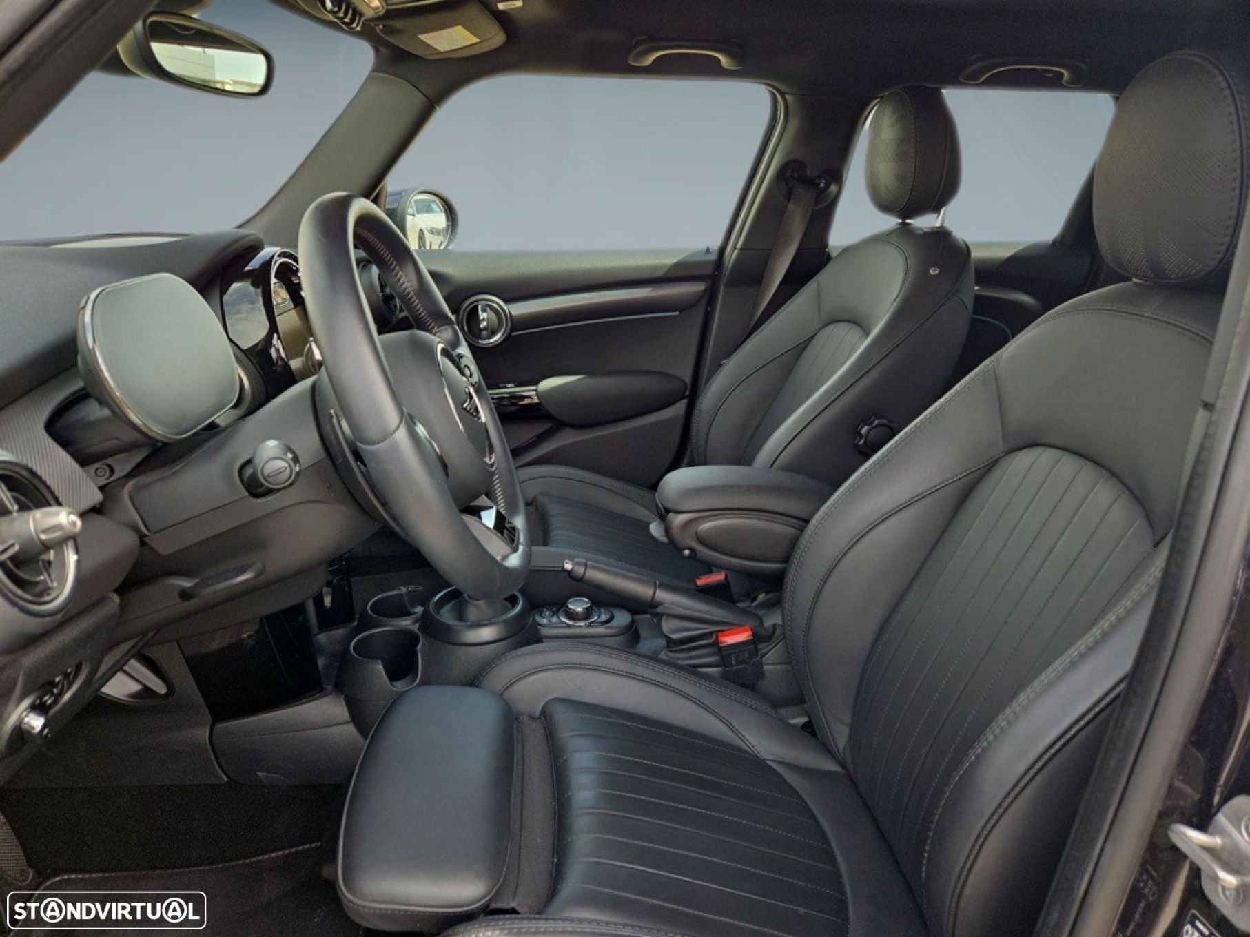MINI 5 Portas Cooper S Premium Classic Auto - 9