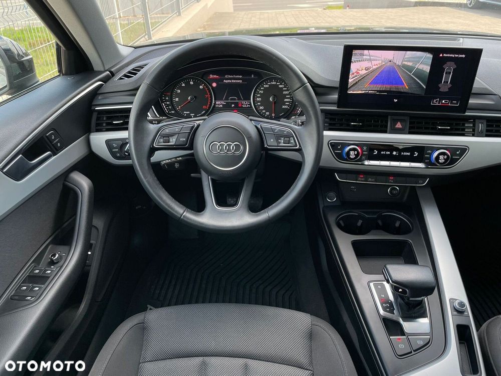 Audi A4 Limousine - 17