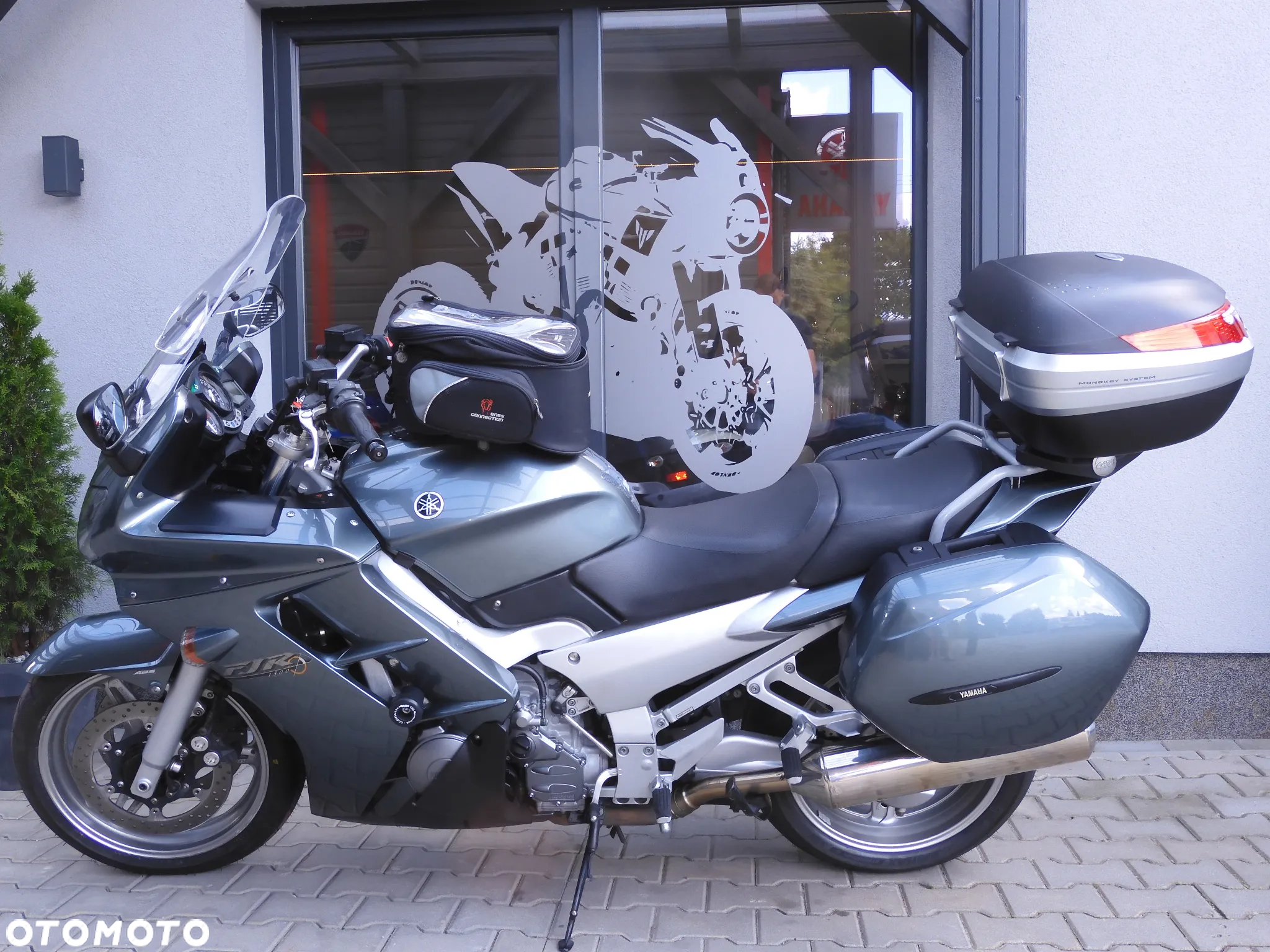 Yamaha FJR - 17