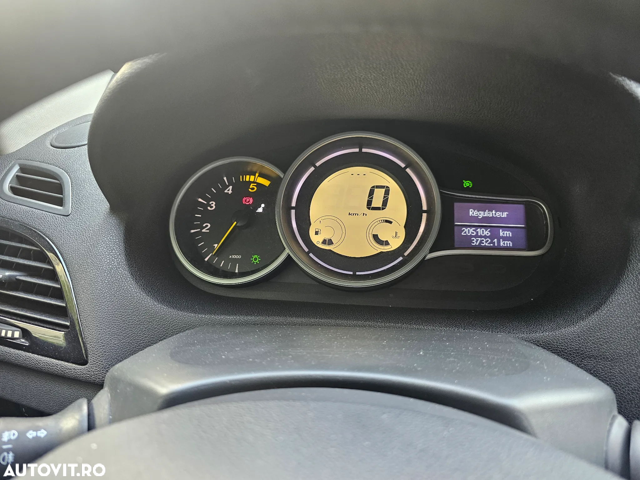 Renault Megane Grandtour ENERGY dCi 110 Start & Stopp Dynamique - 18