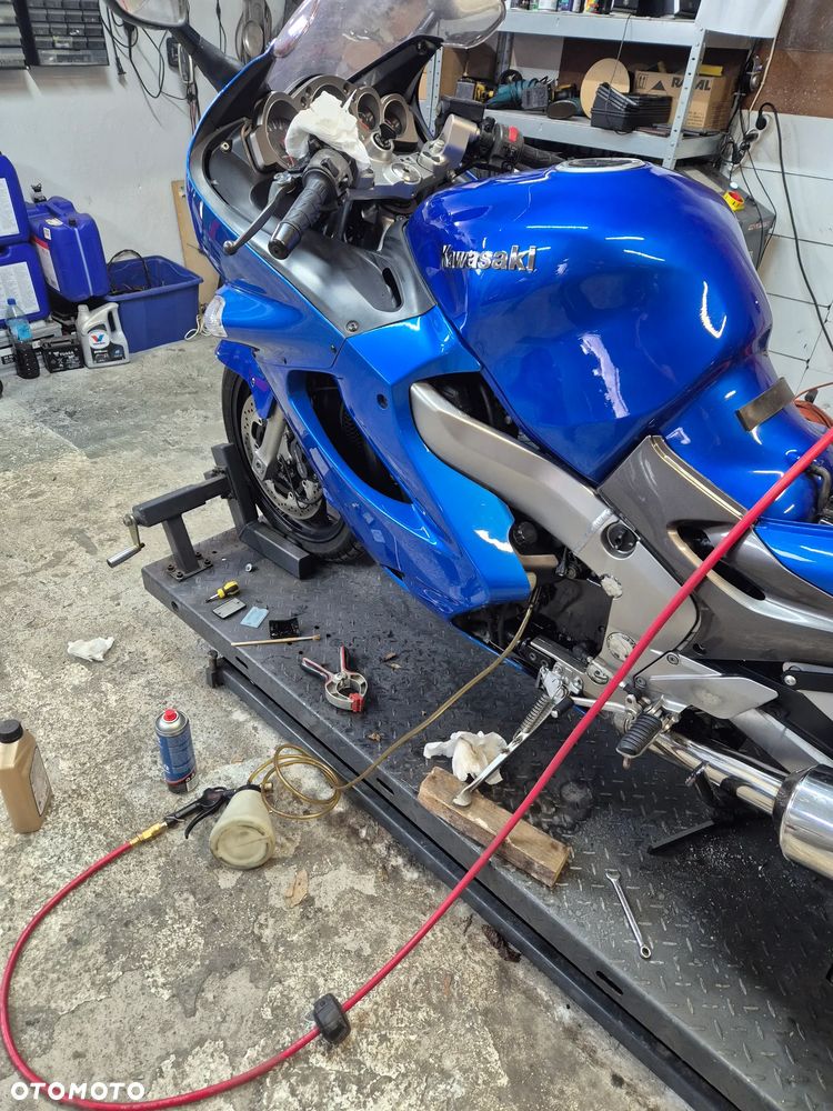 Kawasaki ZZR - 39