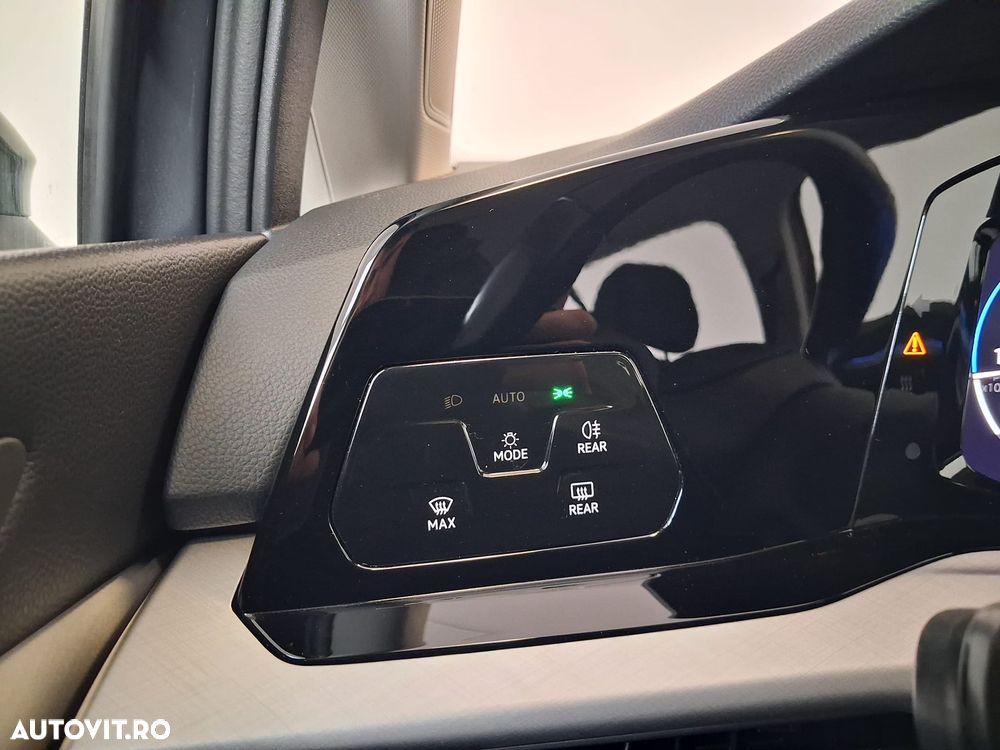 Volkswagen Golf 1.5 TSI Comfortline - 15