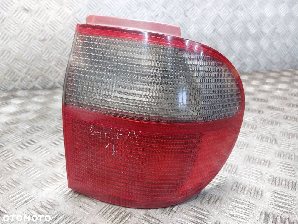 LAMPA PRAWY TYŁ VOLKSWAGEN SHARAN MK1 HELLA - 1