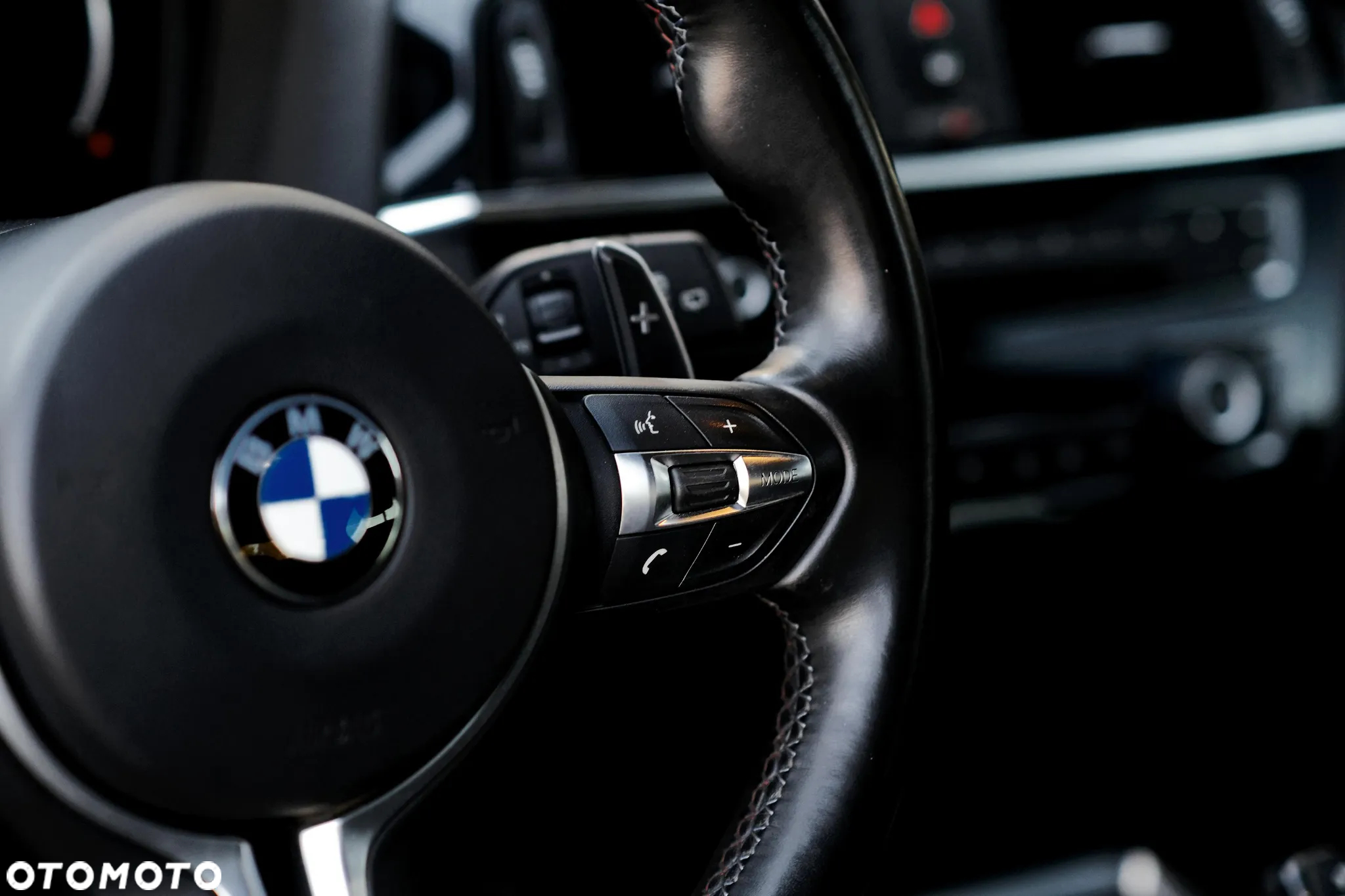 BMW 1M - 28
