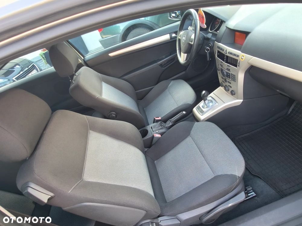 Opel Astra 1.6 111 EasyTronic - 25