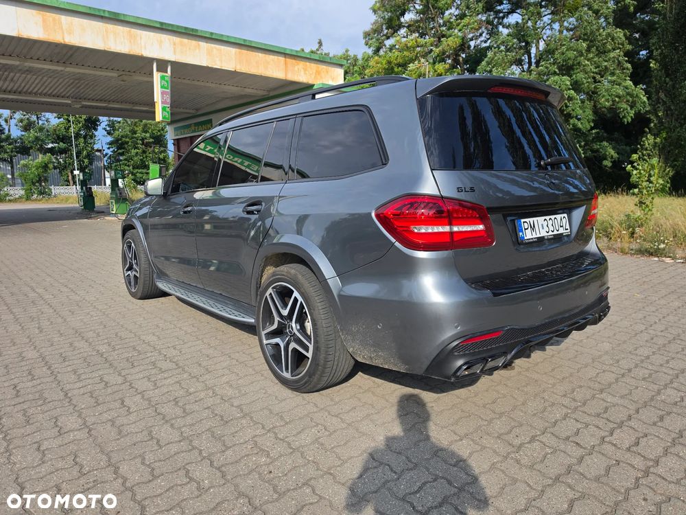 Mercedes-Benz GLS 400 4-Matic - 4