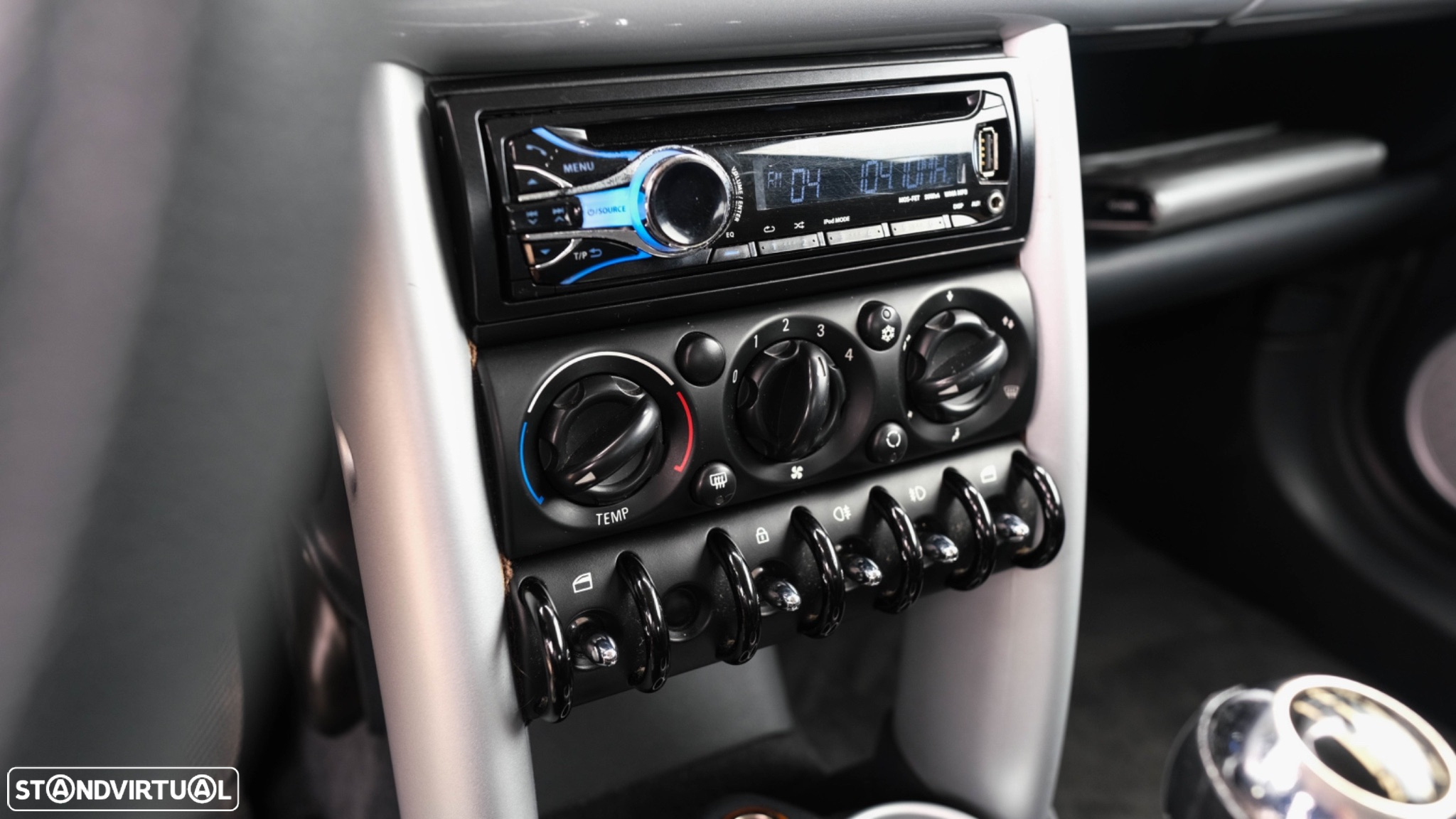 MINI 3 Portas One 1.6 - 8