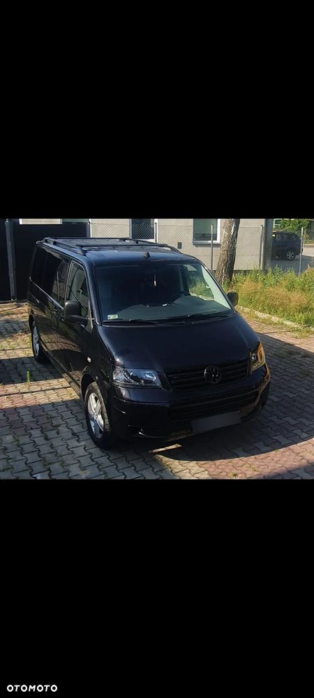 Volkswagen Multivan - 1