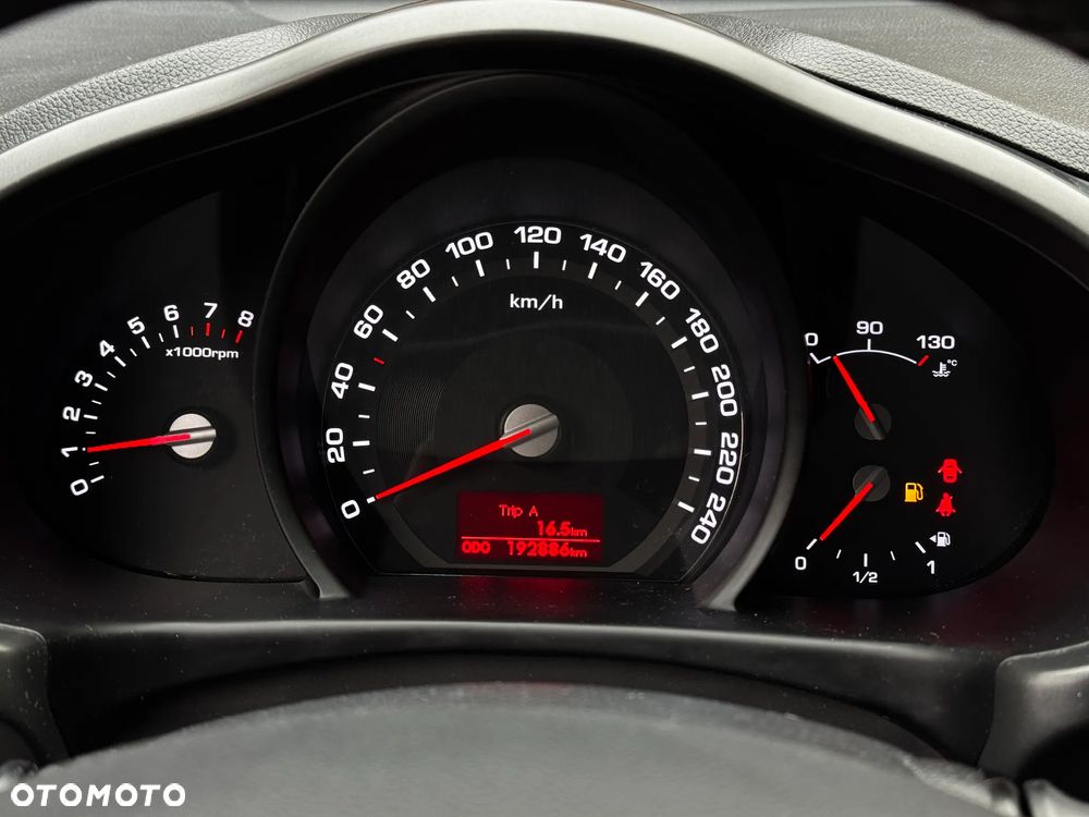 Kia Sportage ver-2-0-xl-2wd - 10