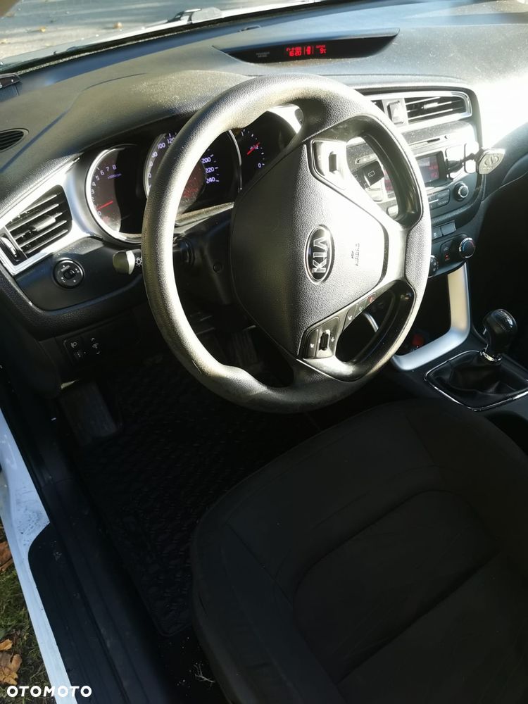 Kia Ceed 1.4 M - 9
