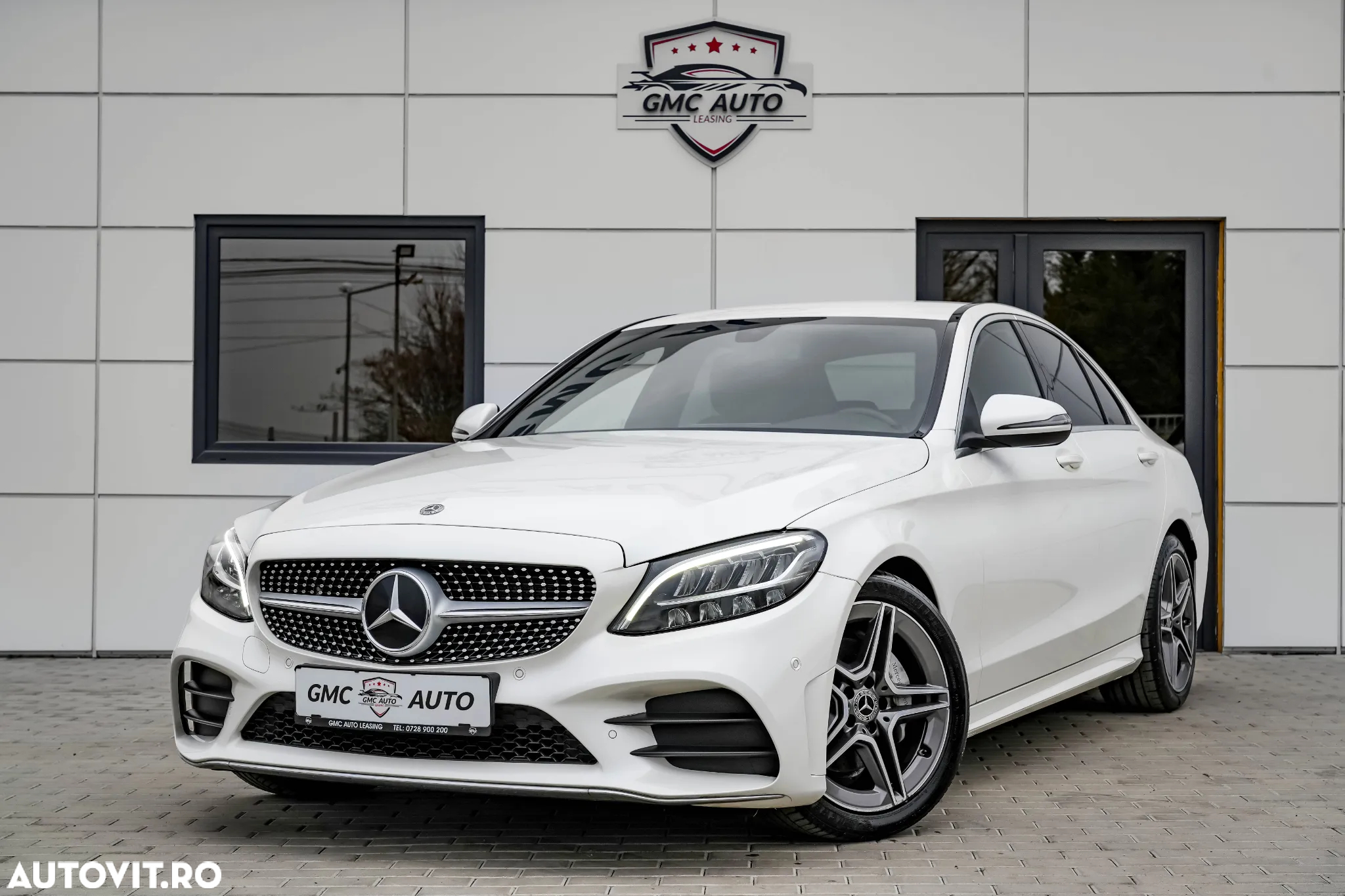 Mercedes-Benz C 200 9G-TRONIC AMG Line - 2