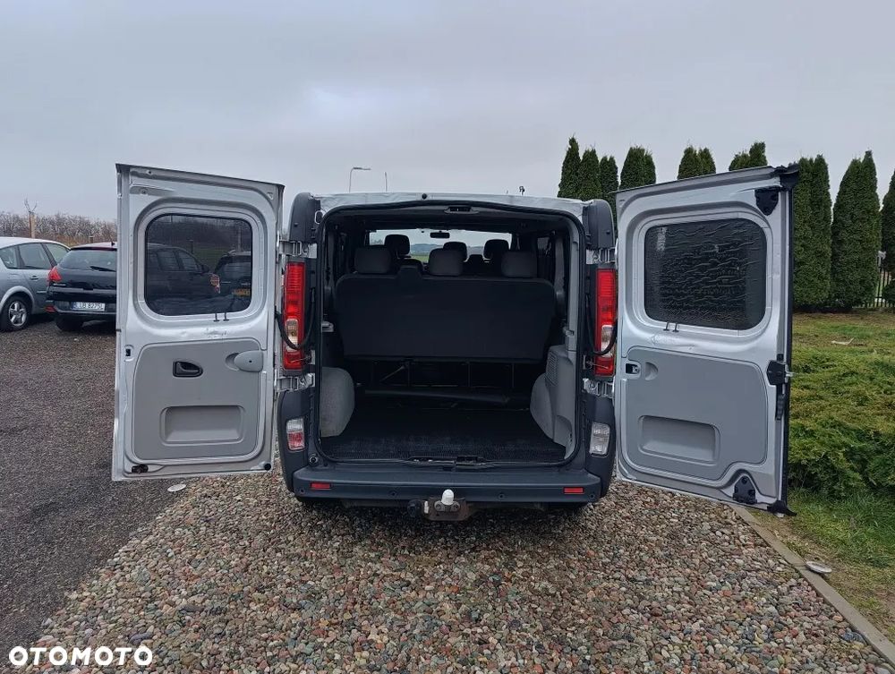 Opel Vivaro - 14