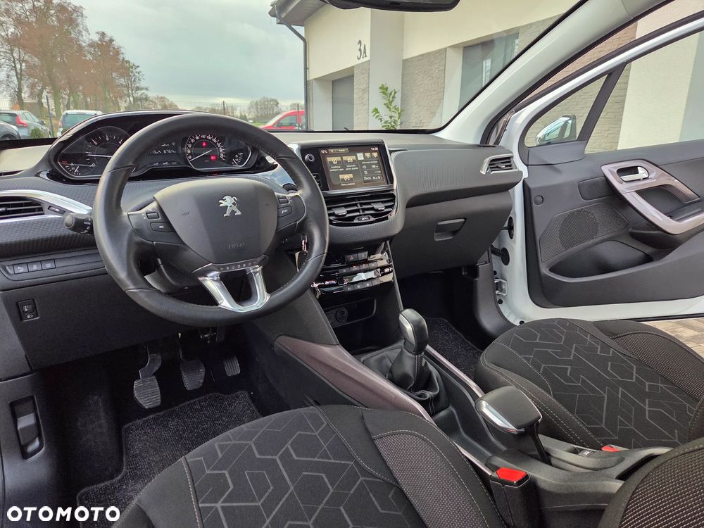 Peugeot 2008 Blue-HDi FAP 100 STOP & START Style - 20