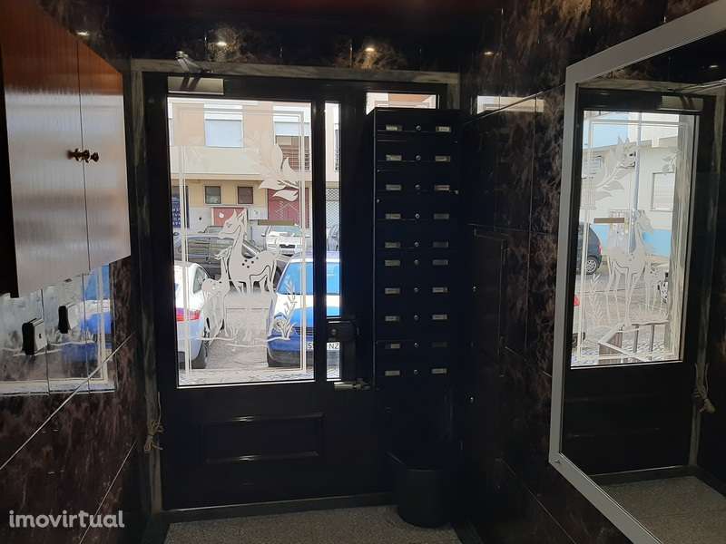 Apartamento em Seixal, Amora - Grande imagem: 2/16