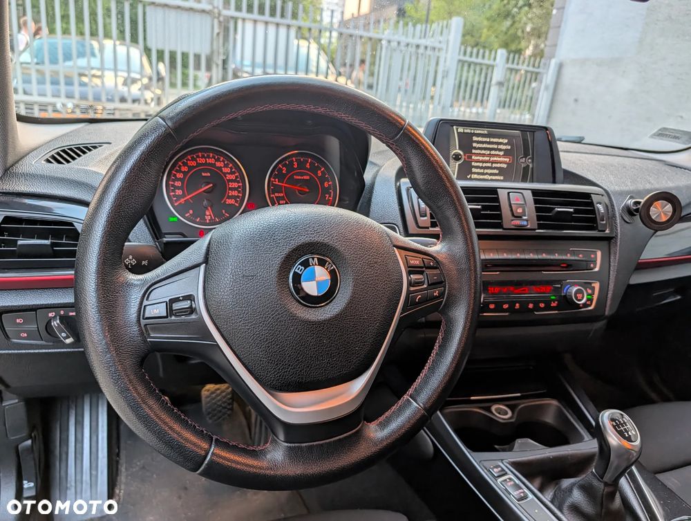 BMW Seria 1 116i Sport Line - 19