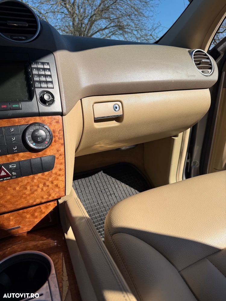 Mercedes-Benz ML - 22