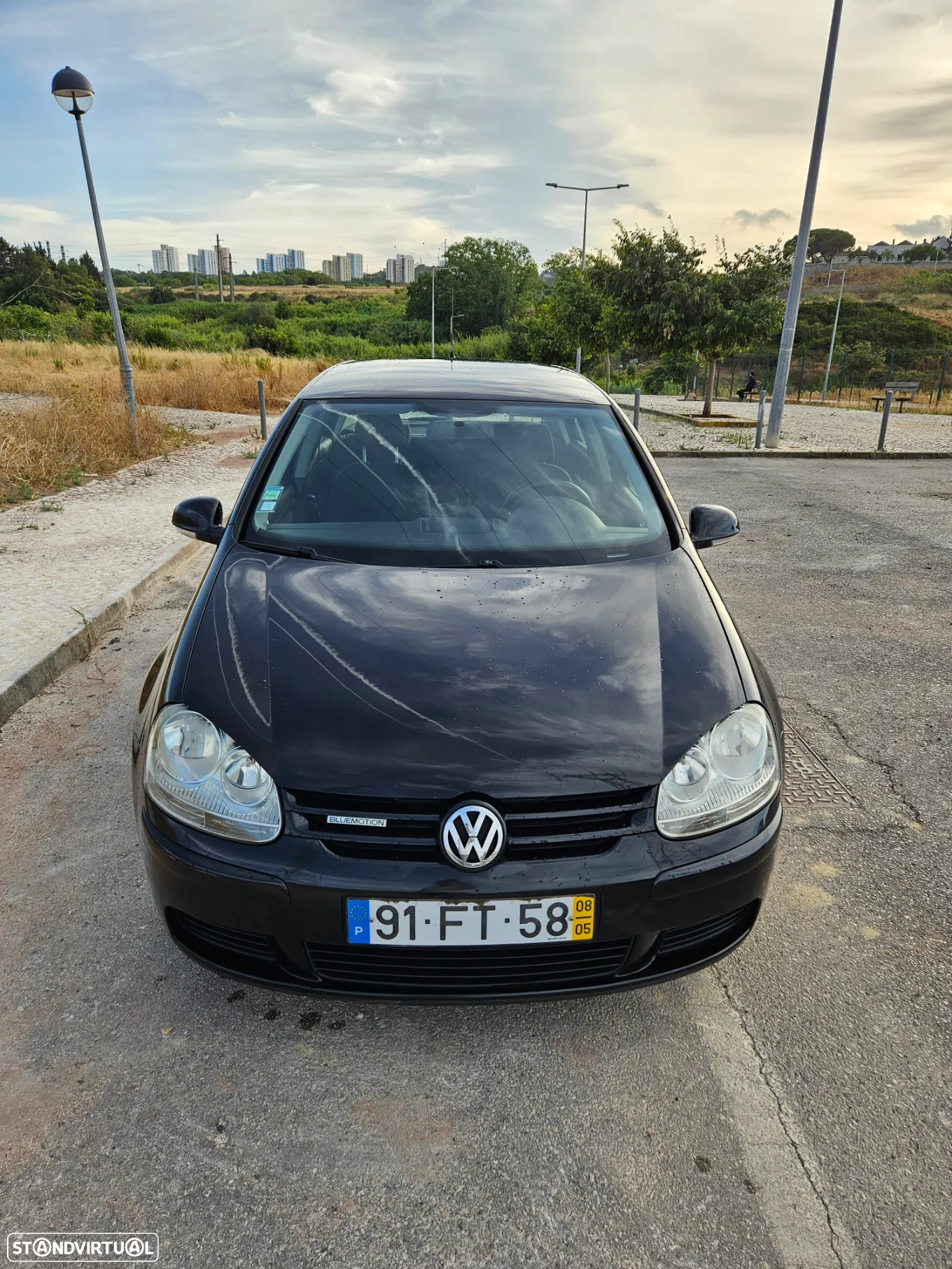 VW Golf 1.9 TDi BlueM. Confortline - 14