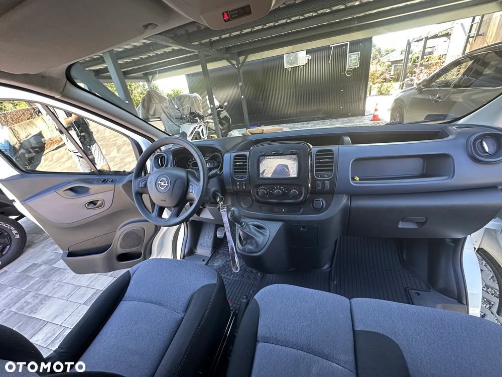 Opel Vivaro - 9