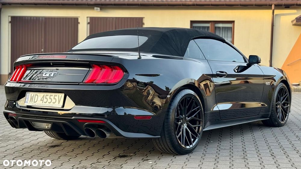 Ford Mustang - 5