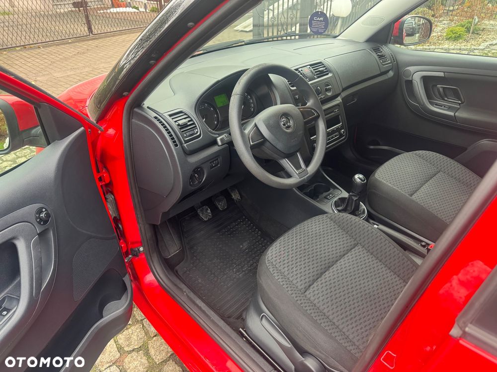 Skoda Fabia 1.4 16V Active Plus - 12