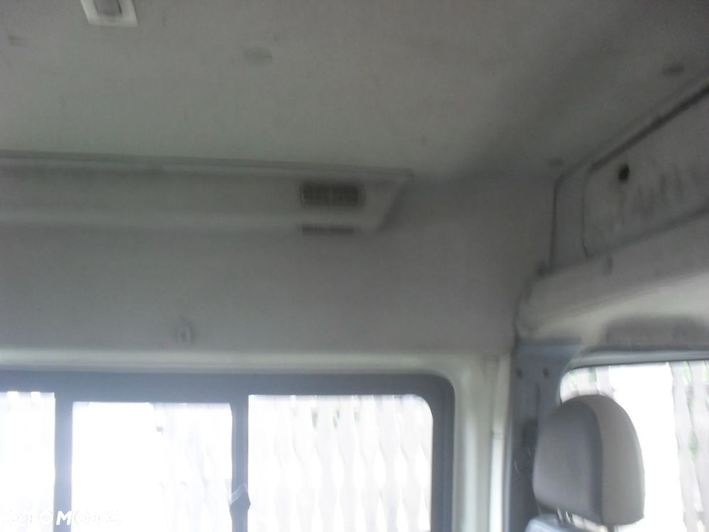 Ford Transit - 11