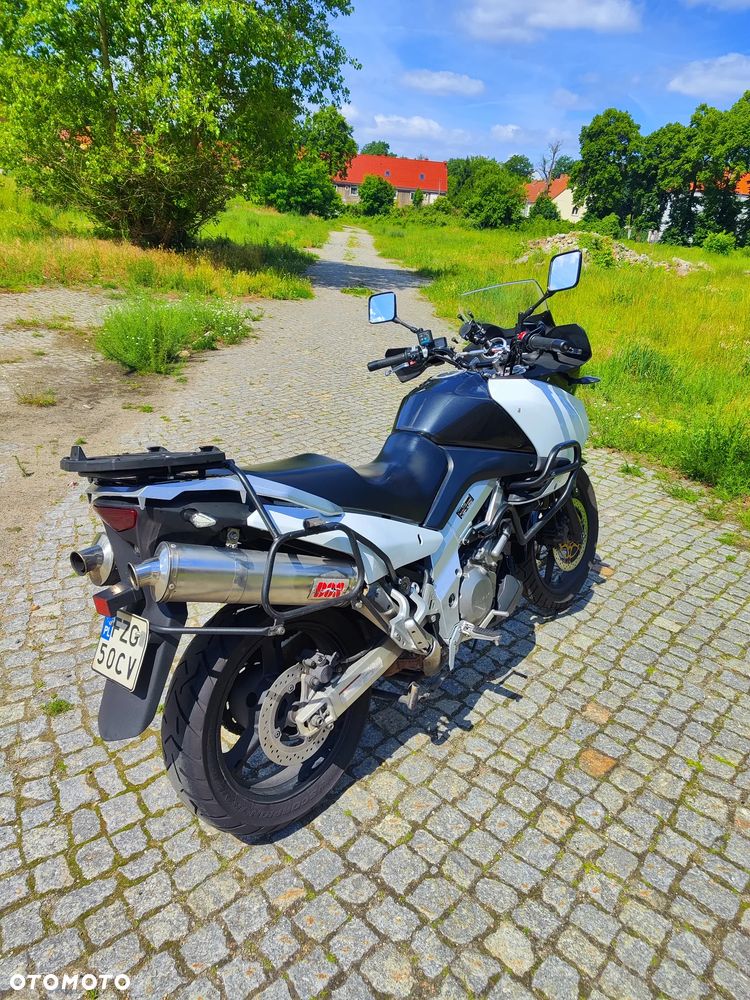 Suzuki V-STROM - 3