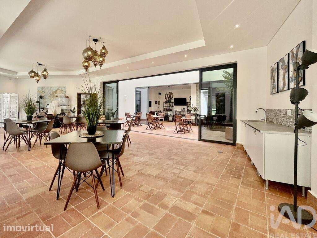 Casa de Cidade T9 em São Gonçalo De Lagos de 513,00 m2 - Grande imagem: 5/26