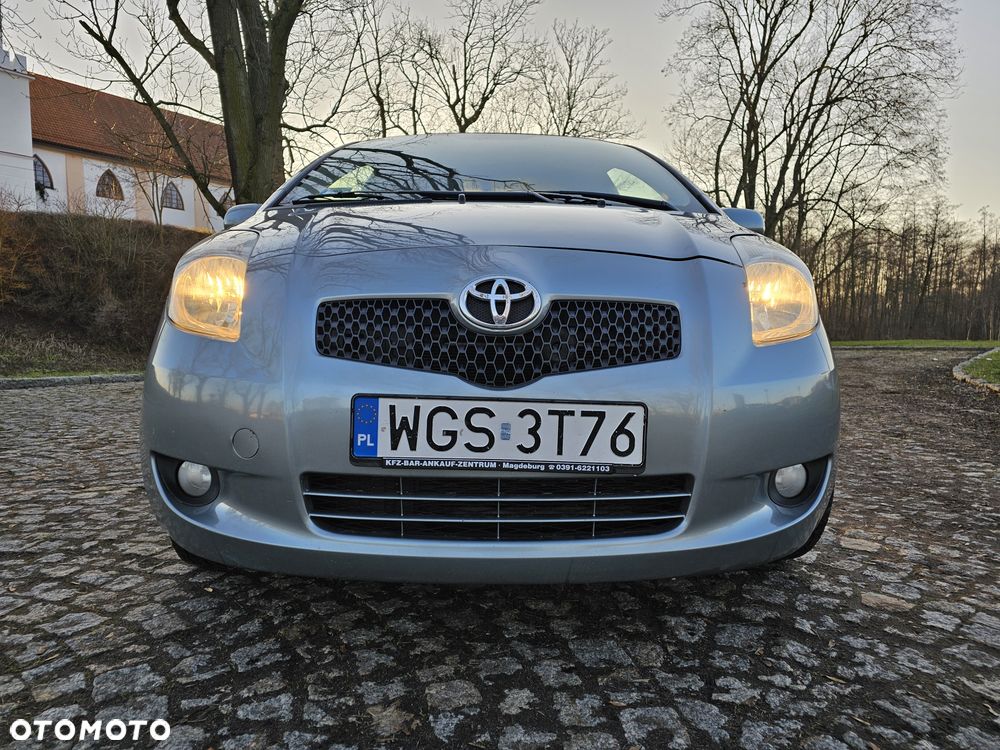 Toyota Yaris - 3