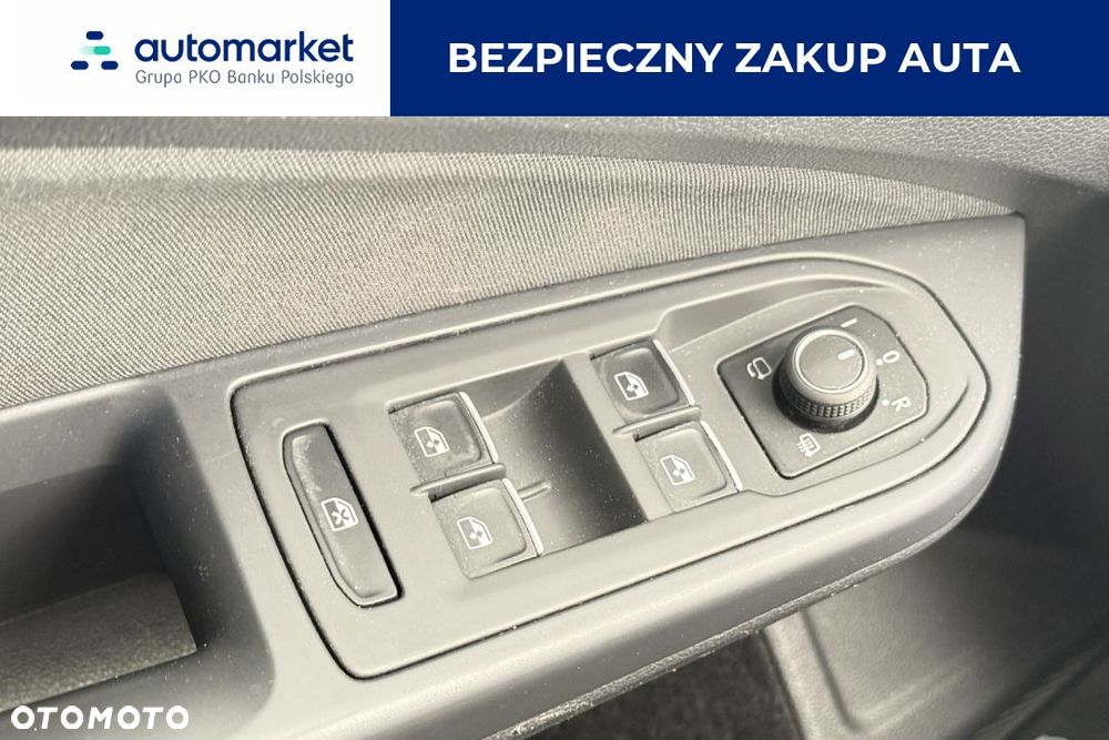 Volkswagen Golf VIII 1.5 TSI EVO Life - 13