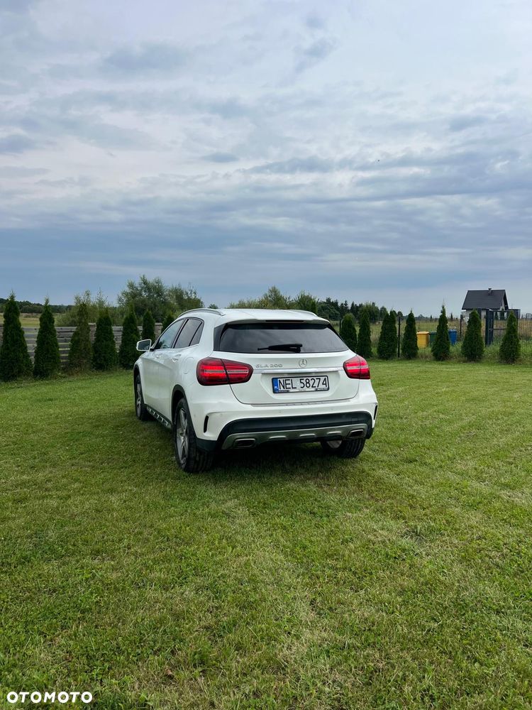 Mercedes-Benz GLA 200 7G-DCT AMG Line - 5