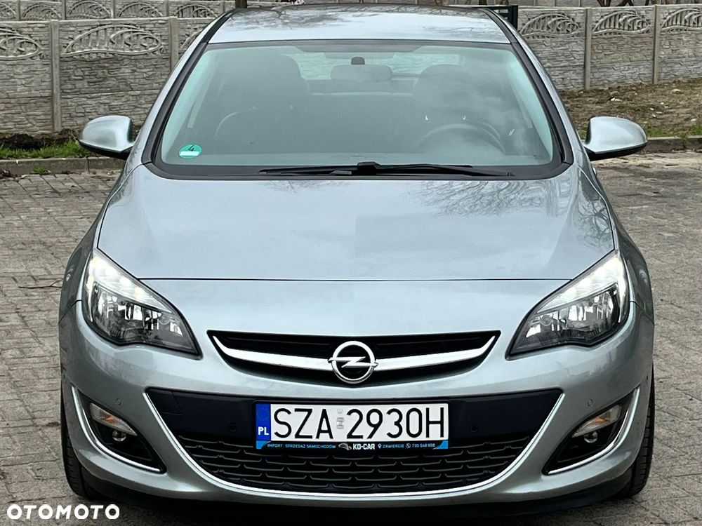 Opel Astra 1.4 Turbo Exklusiv - 3
