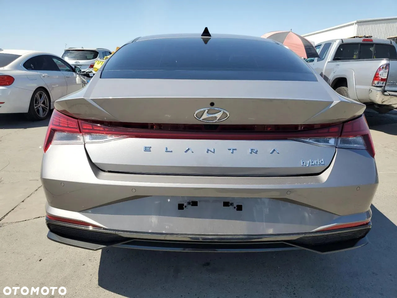 Hyundai Elantra - 6