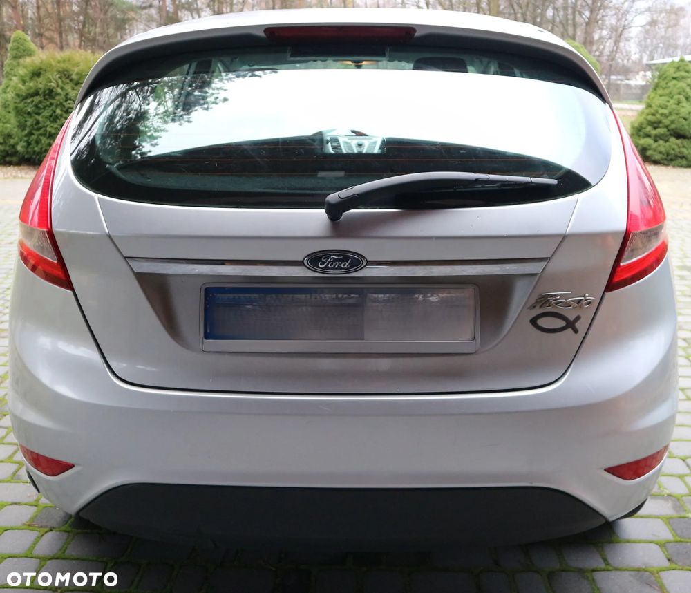 Ford Fiesta 1.25 Silver X (Ambiente) - 4