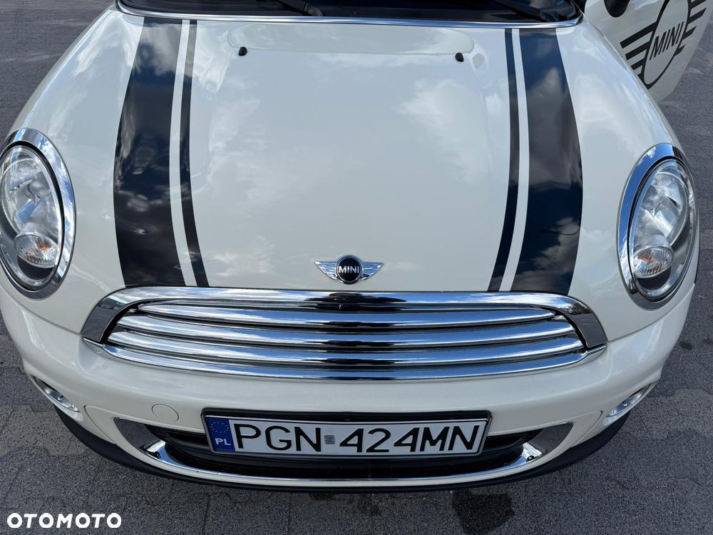 MINI ONE Brick Lane - 9