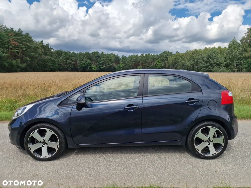 Kia Rio - 5