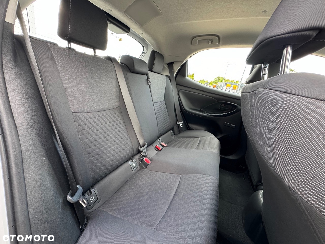 Toyota Yaris 1.5 Comfort - 13