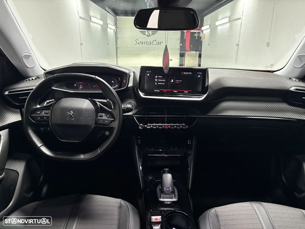 Peugeot 2008 1.2 PureTech Allure EAT8 - 10