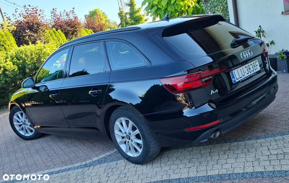 Audi A4 Avant 2.0 TDI ultra - 2