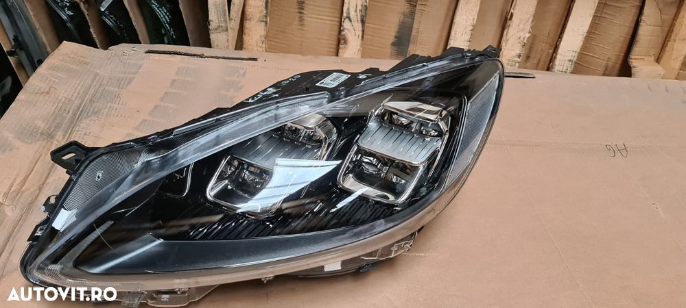 Far stanga Full Led Ford Kuga 2020 - 2